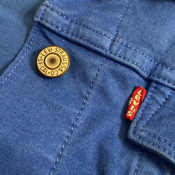 VINTAGE LEVI STRAUSS & CO. BRIGHT BLUE DENIM JACKET - Picture 3 of 4